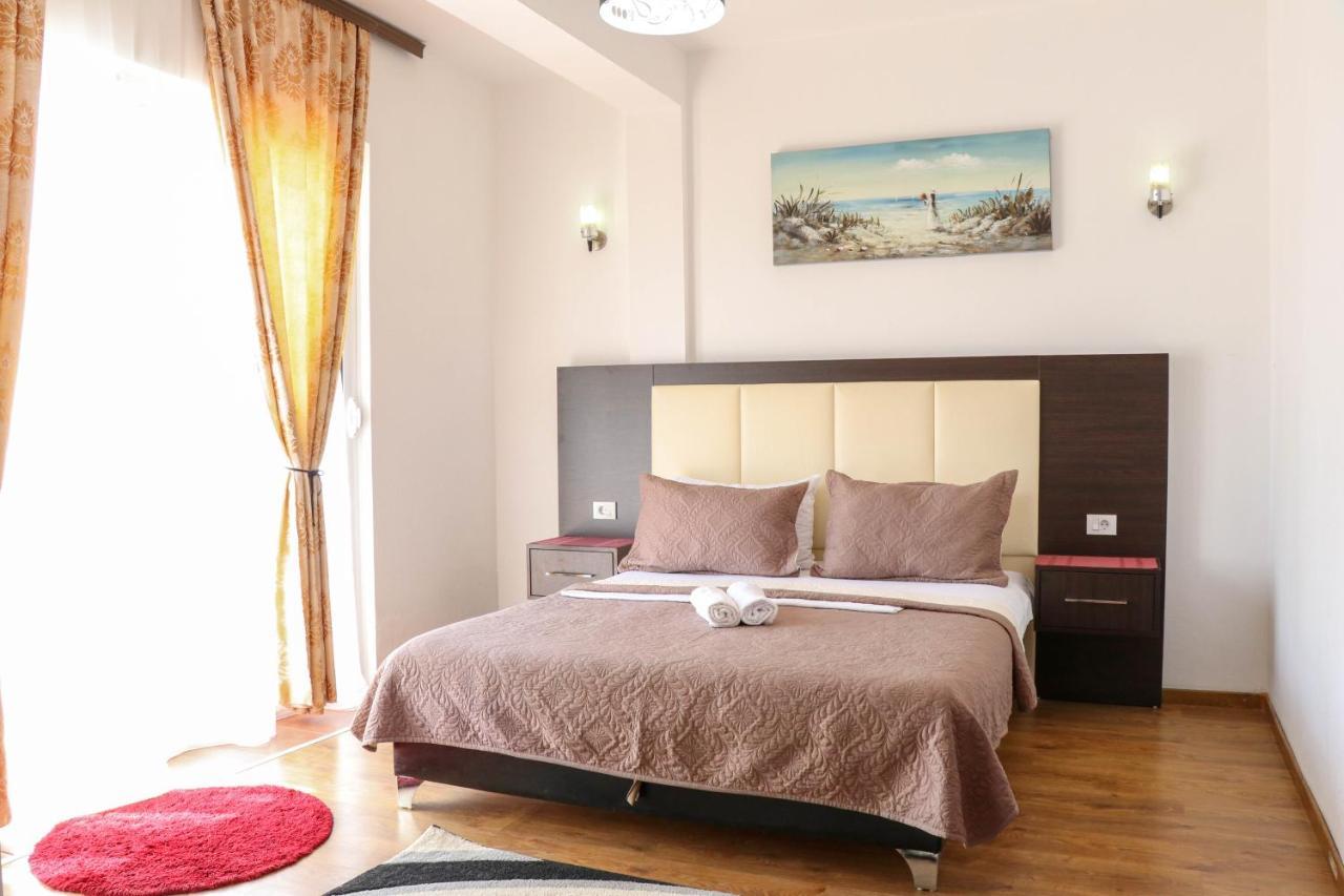 B&B Lovac Hasa 2 乌尔齐尼 外观 照片