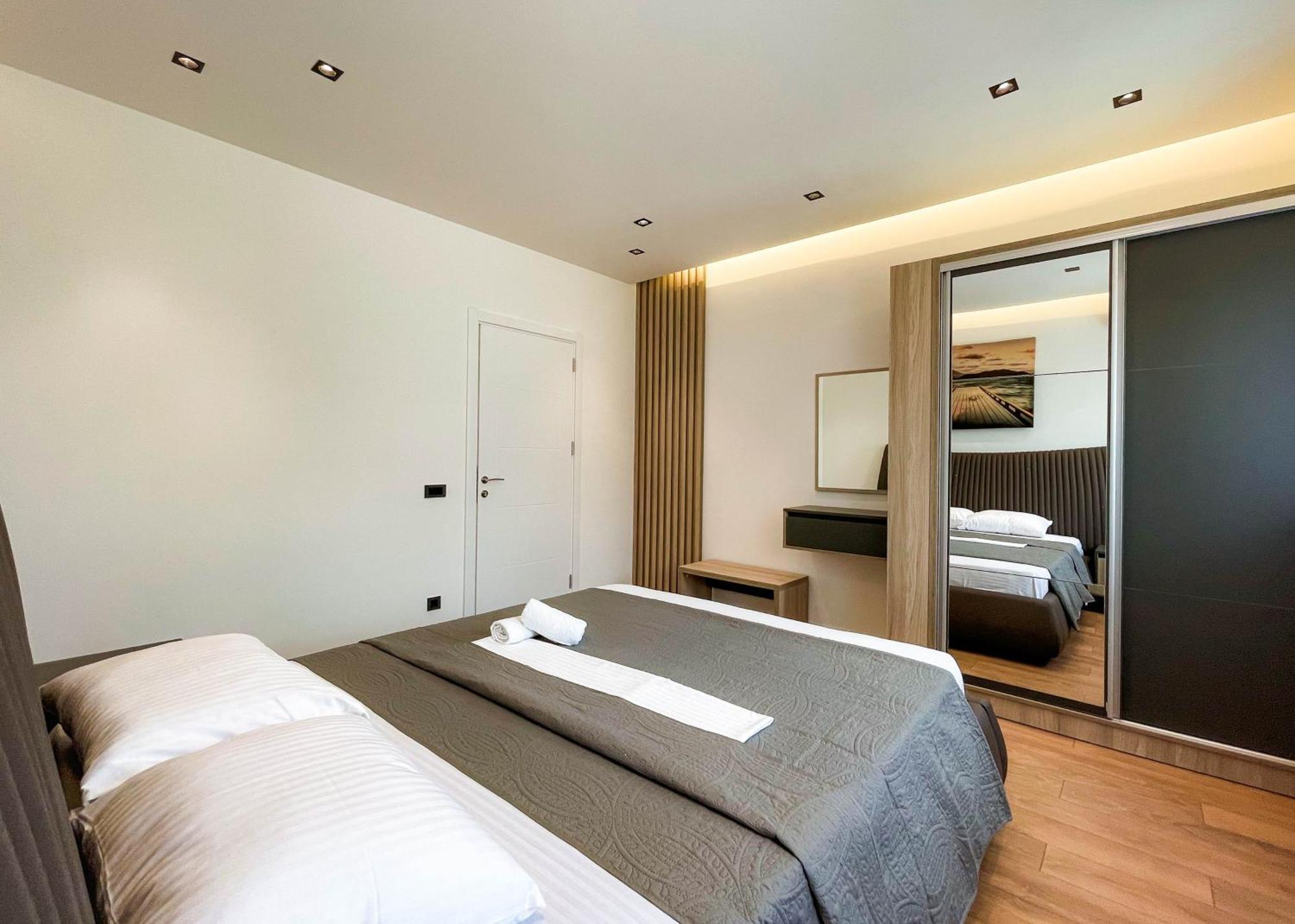 B&B Lovac Hasa 2 乌尔齐尼 外观 照片