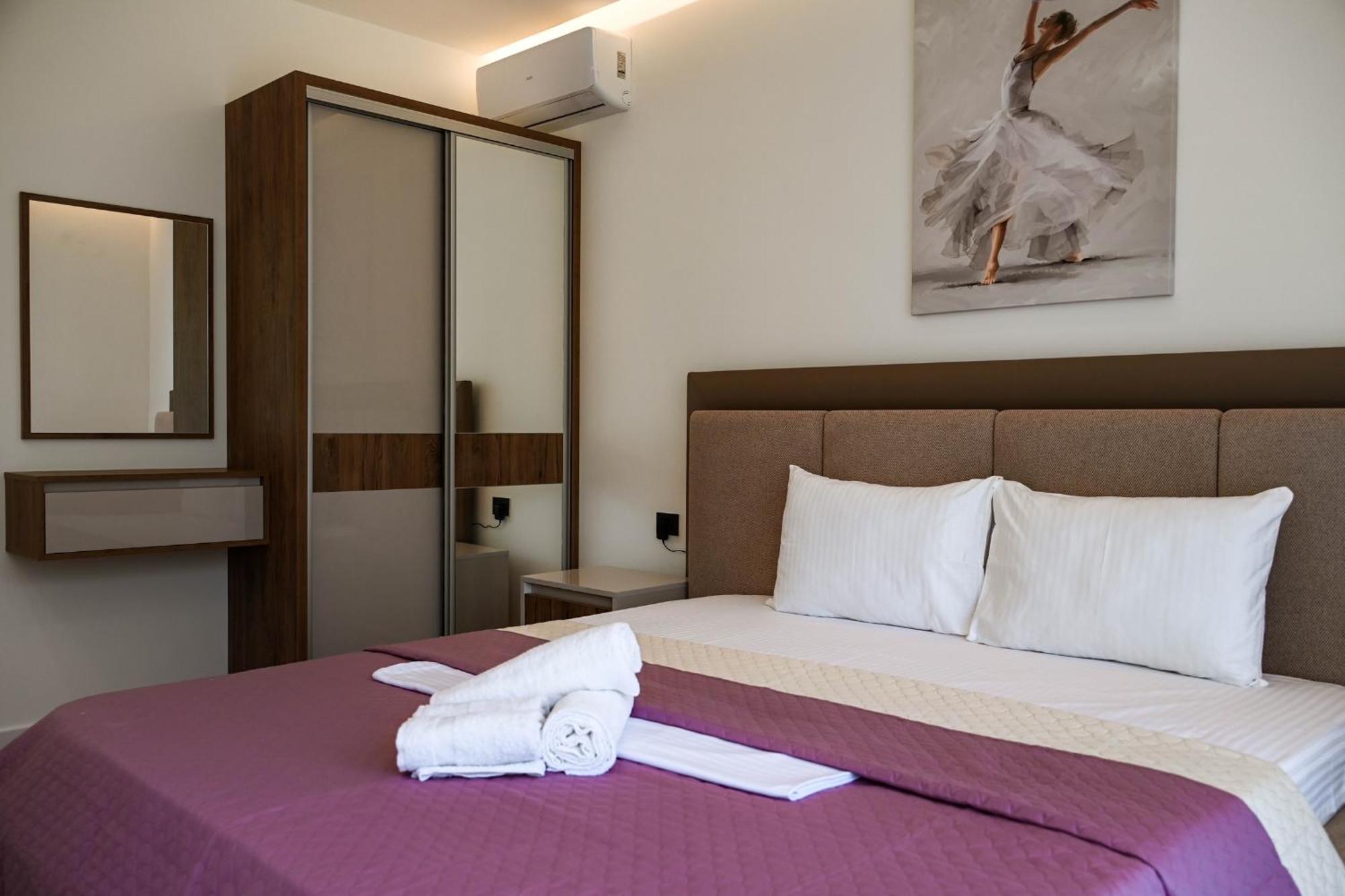 B&B Lovac Hasa 2 乌尔齐尼 外观 照片