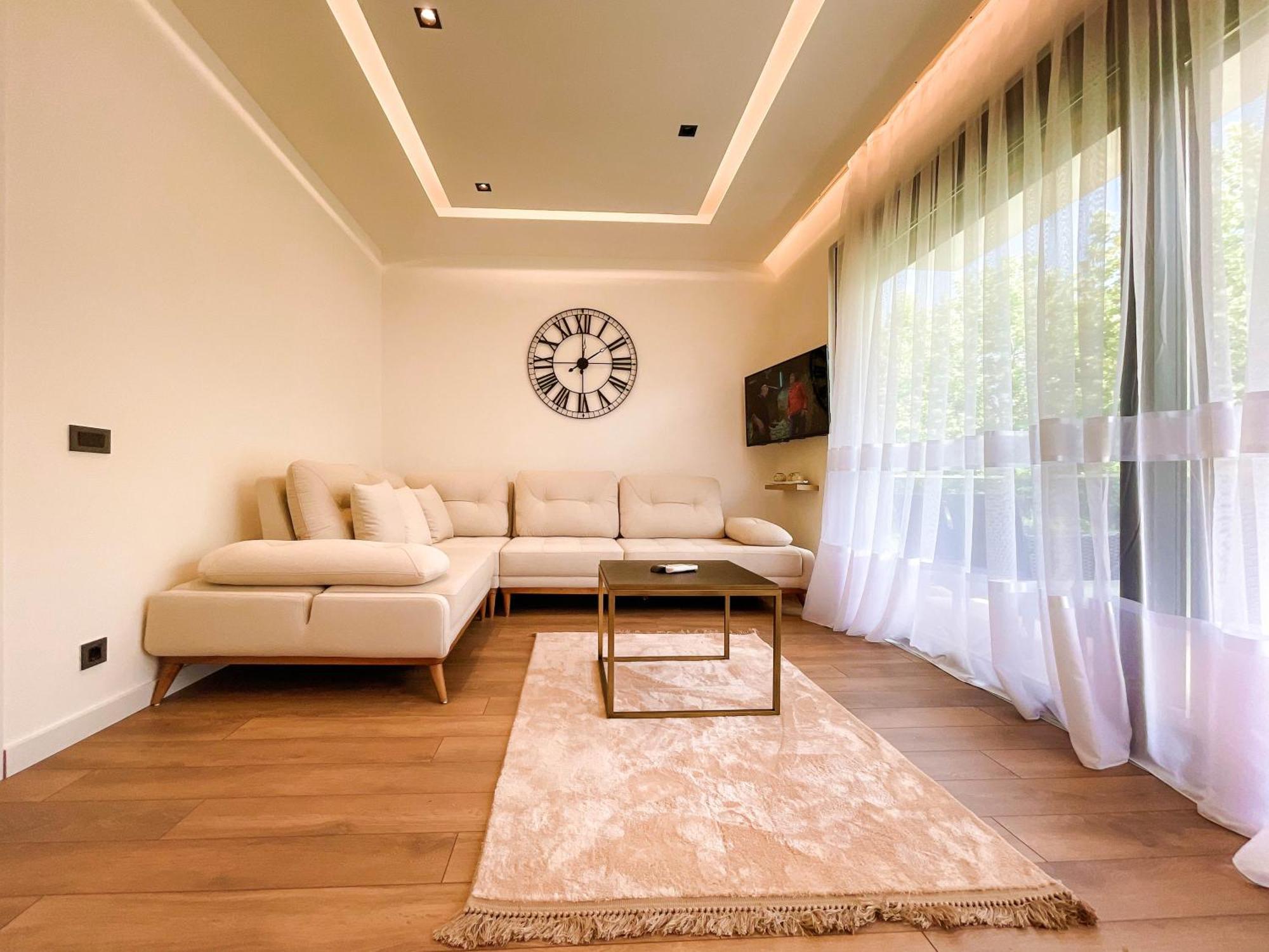 B&B Lovac Hasa 2 乌尔齐尼 外观 照片